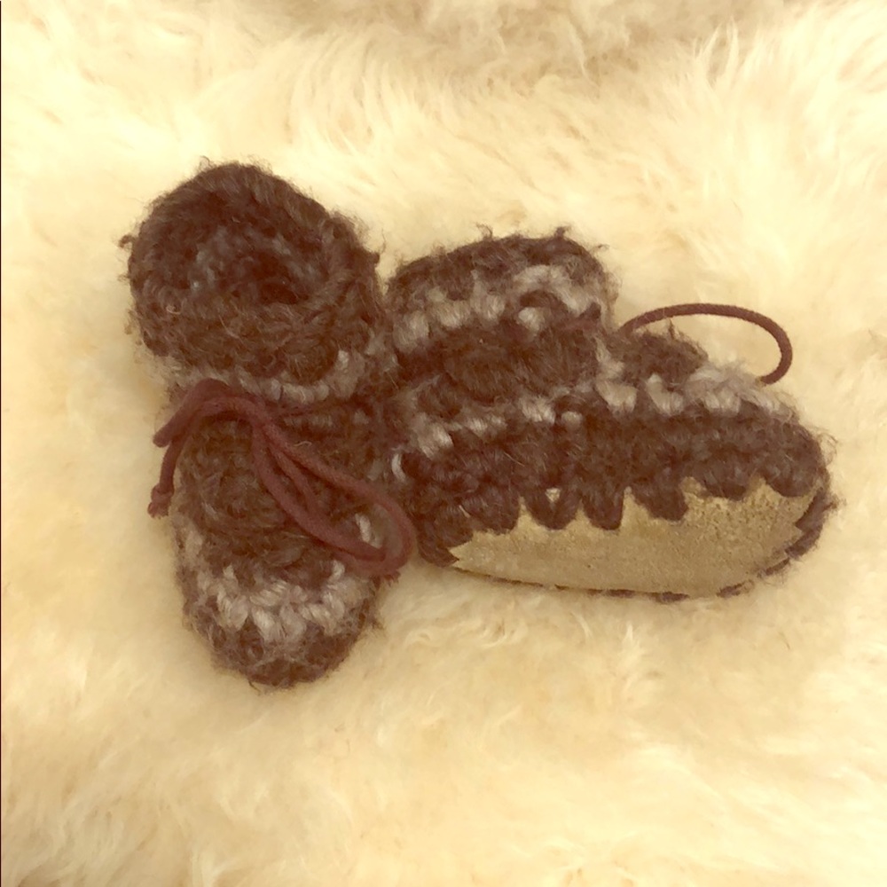 Padraig baby slippers